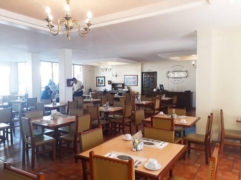 Hotel Isabel Гвадалахара Экстерьер фото